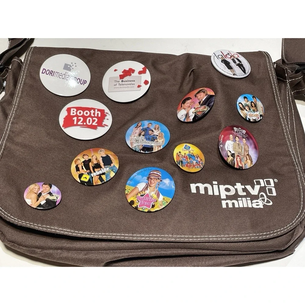 Rare‎ MIPTV Milia Messenger Bag w/ 11 Telenovela Pins Rebelde Sos Mi Vida Lalola